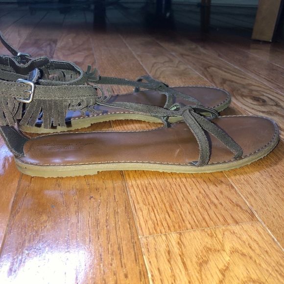 Casual sandals - Picture 2 of 2